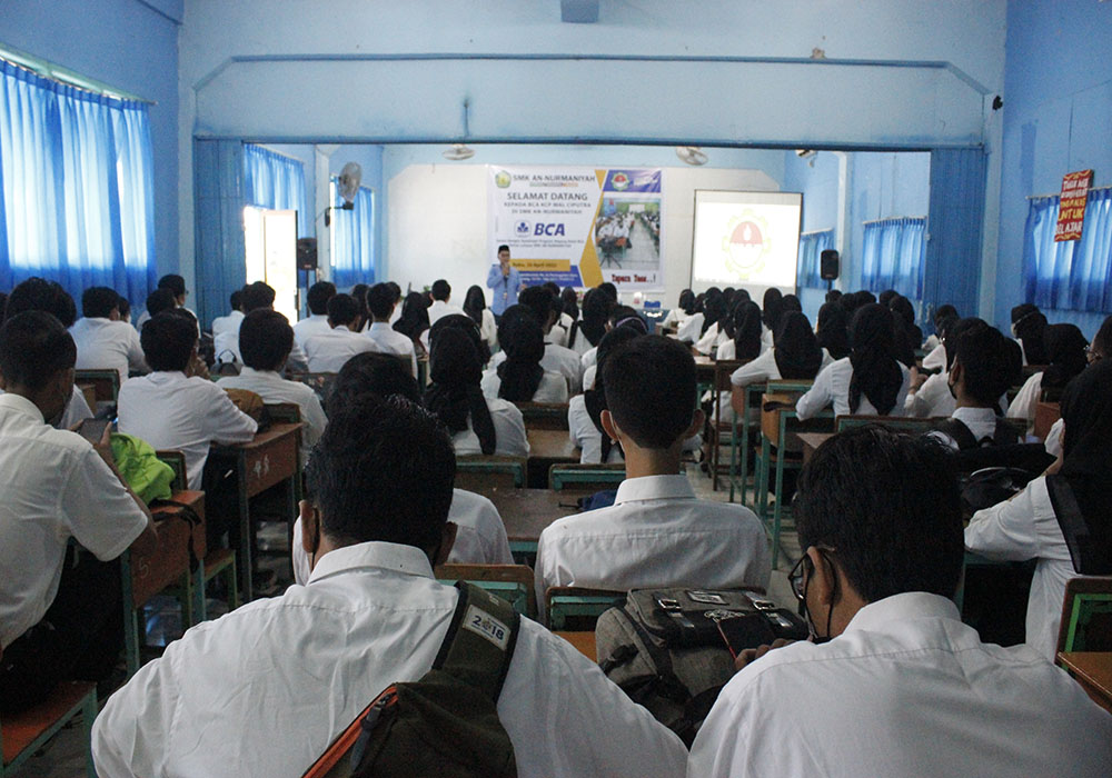 
					
				SMK AN Nurmaniyah					
					
					